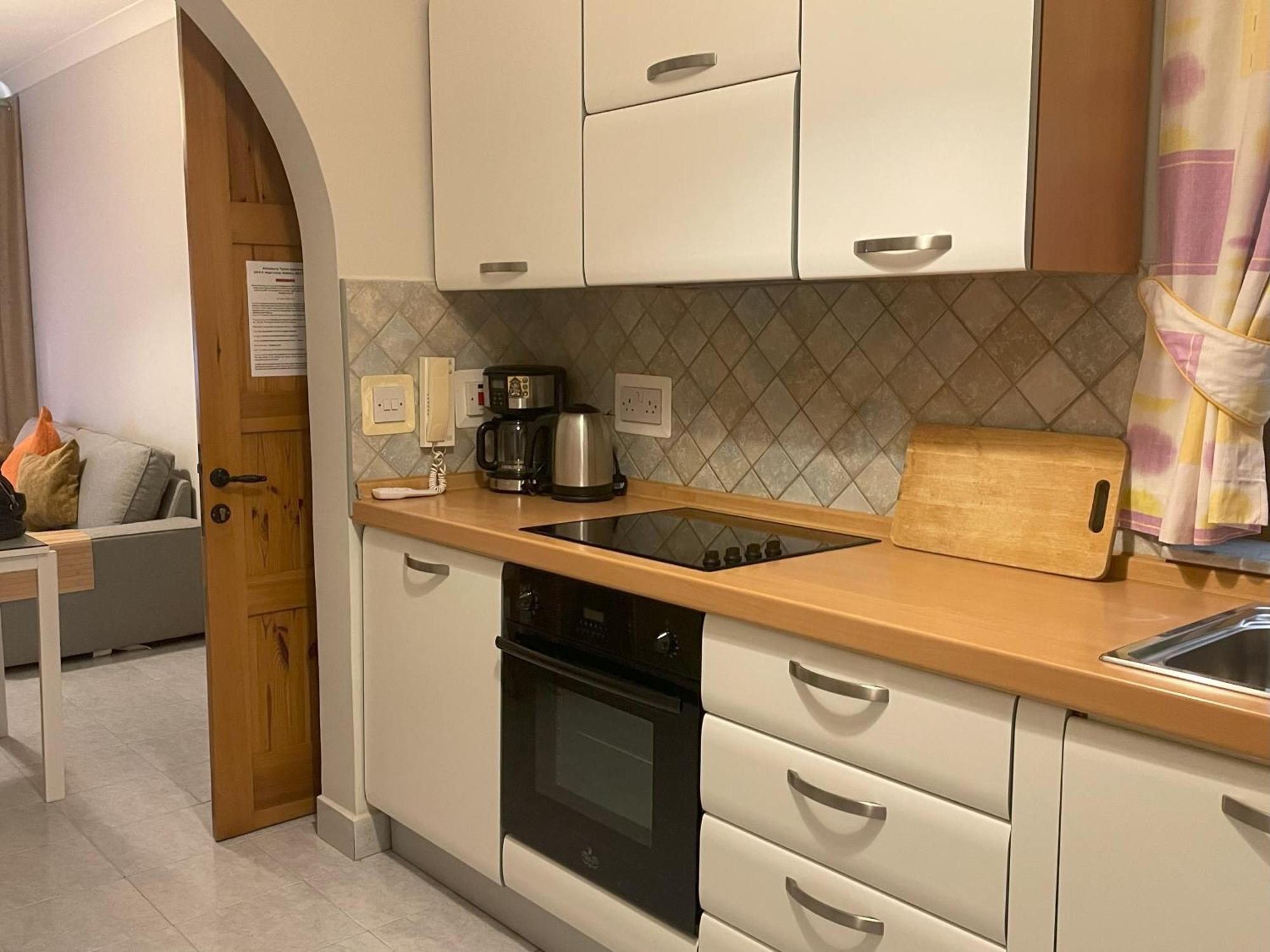 City Center Apartments Mellieħa Eksteriør bilde